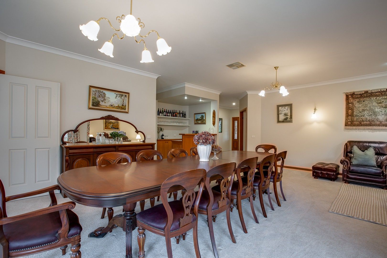 105 McLeod Court West Albury NSW 2640 House for Sale Domain