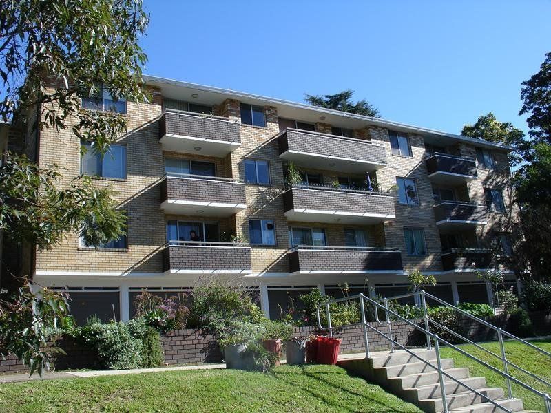 3 bedrooms Apartment / Unit / Flat in 12/7-9 Little Street LANE COVE NSW, 2066