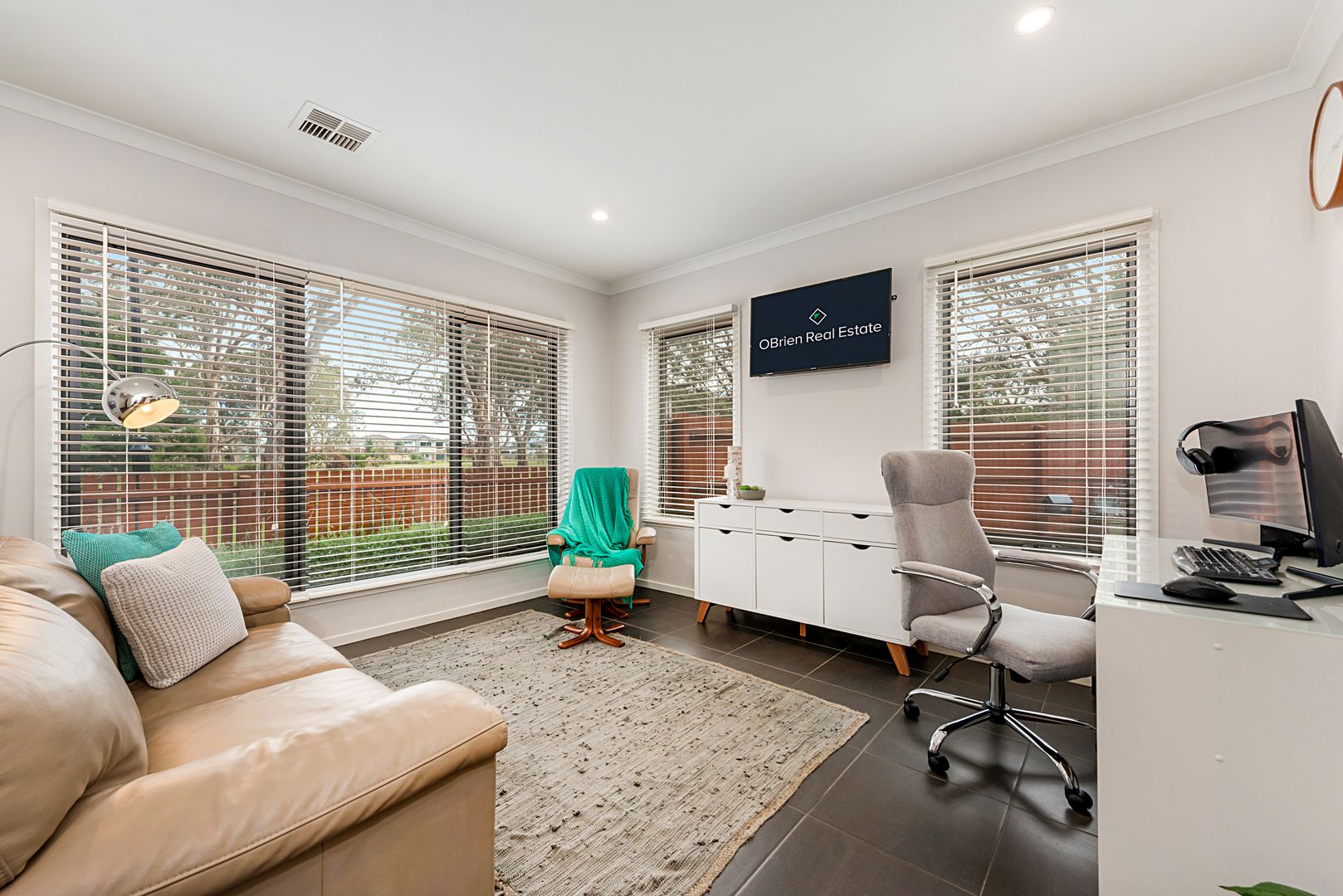 18 Marwood Walk, Keysborough VIC 3173, Image 2