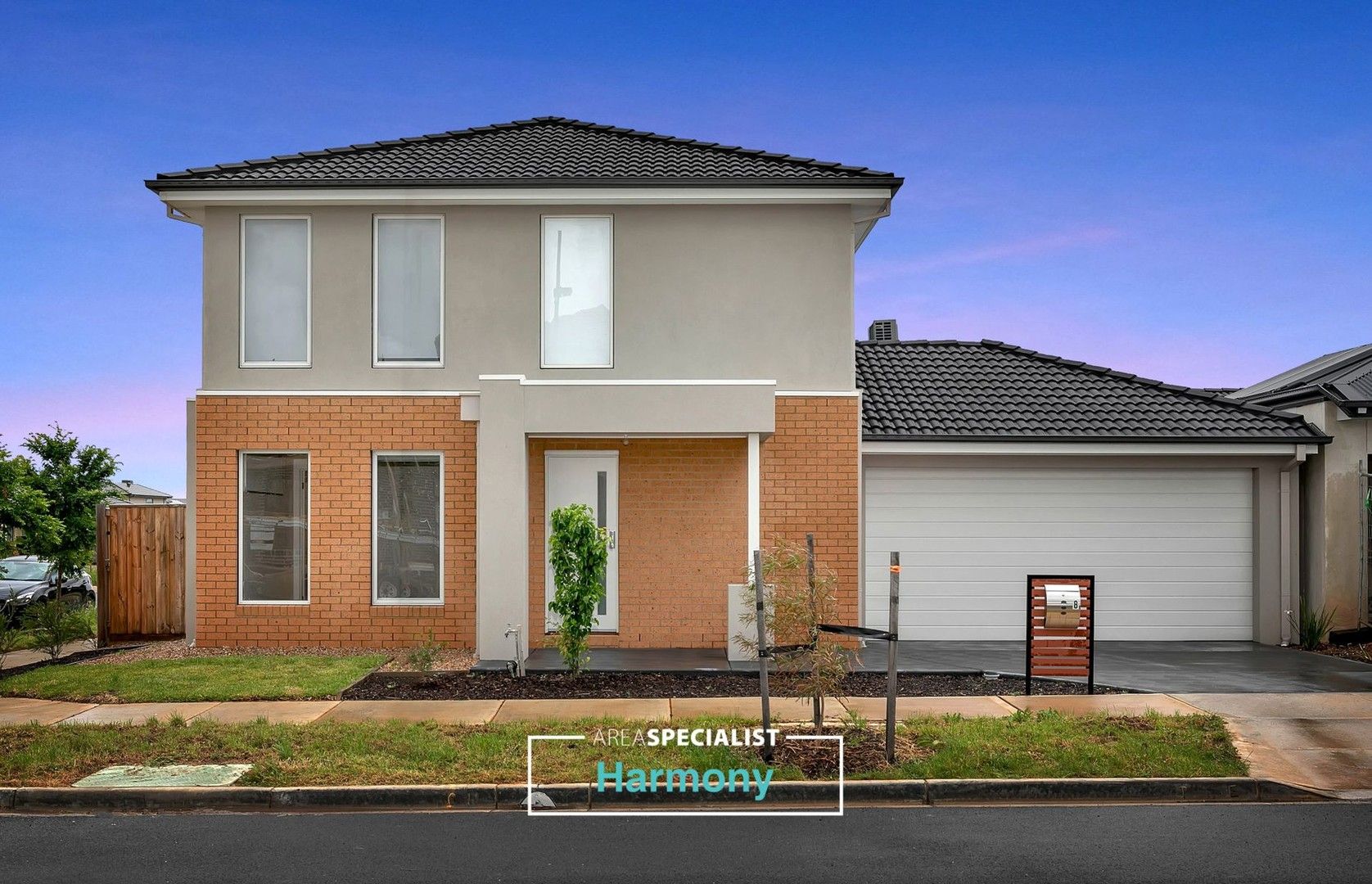 4 bedrooms House in 8 Miandad Street ROCKBANK VIC, 3335