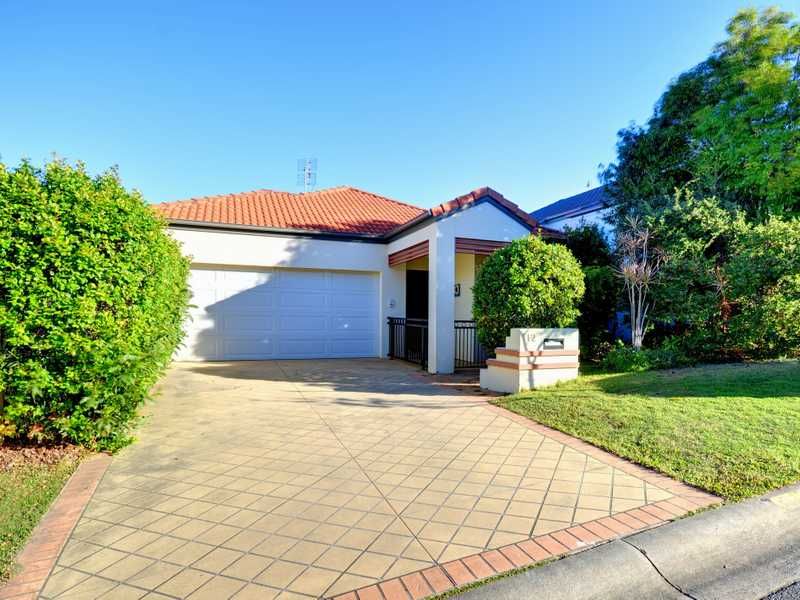 12 Windemere Crescent, Varsity Lakes QLD 4227