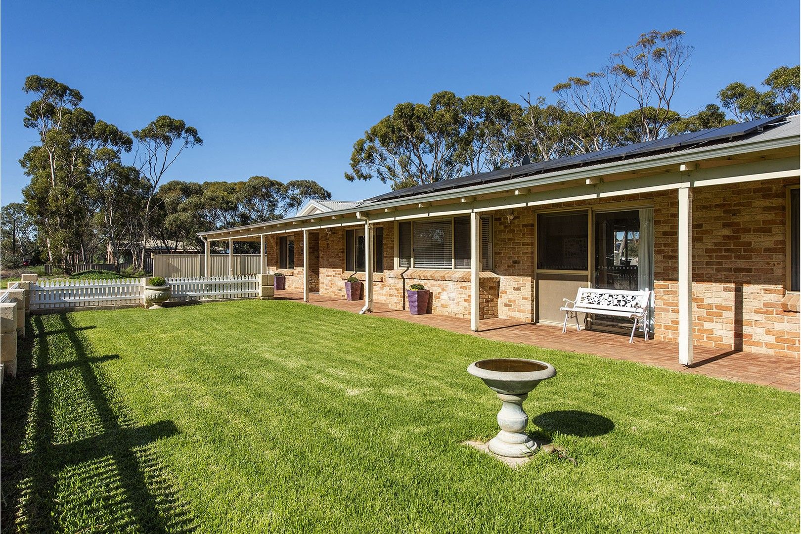 105 Seaforth Street, Moora WA 6510, Image 0