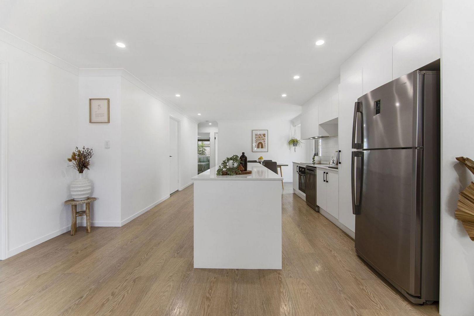 1/6 Sanctuary Court, Coombabah QLD 4216 Duplex For Rent Domain