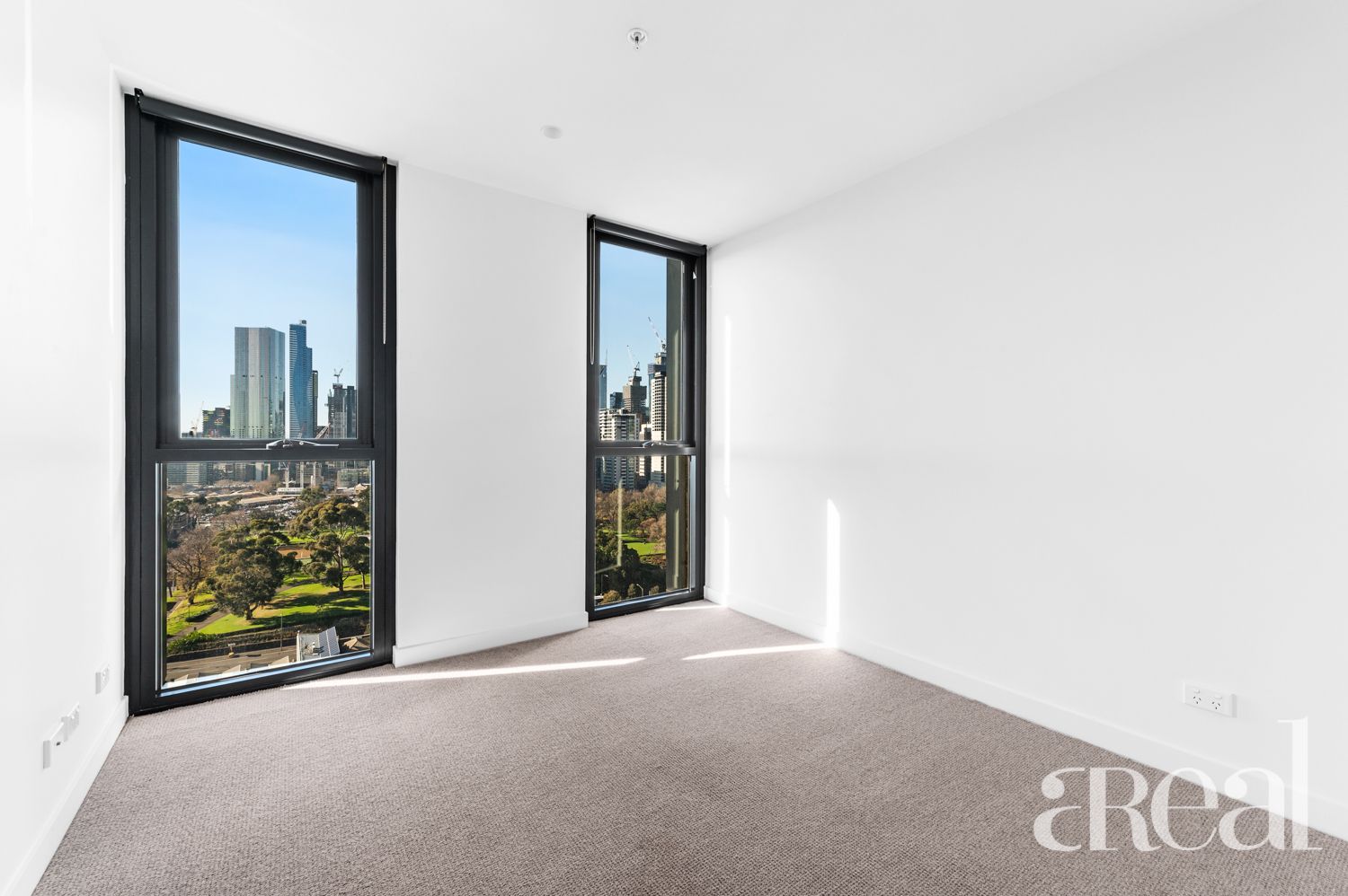 2013/65 Dudley Street, West Melbourne VIC 3003 Apartment For Rent