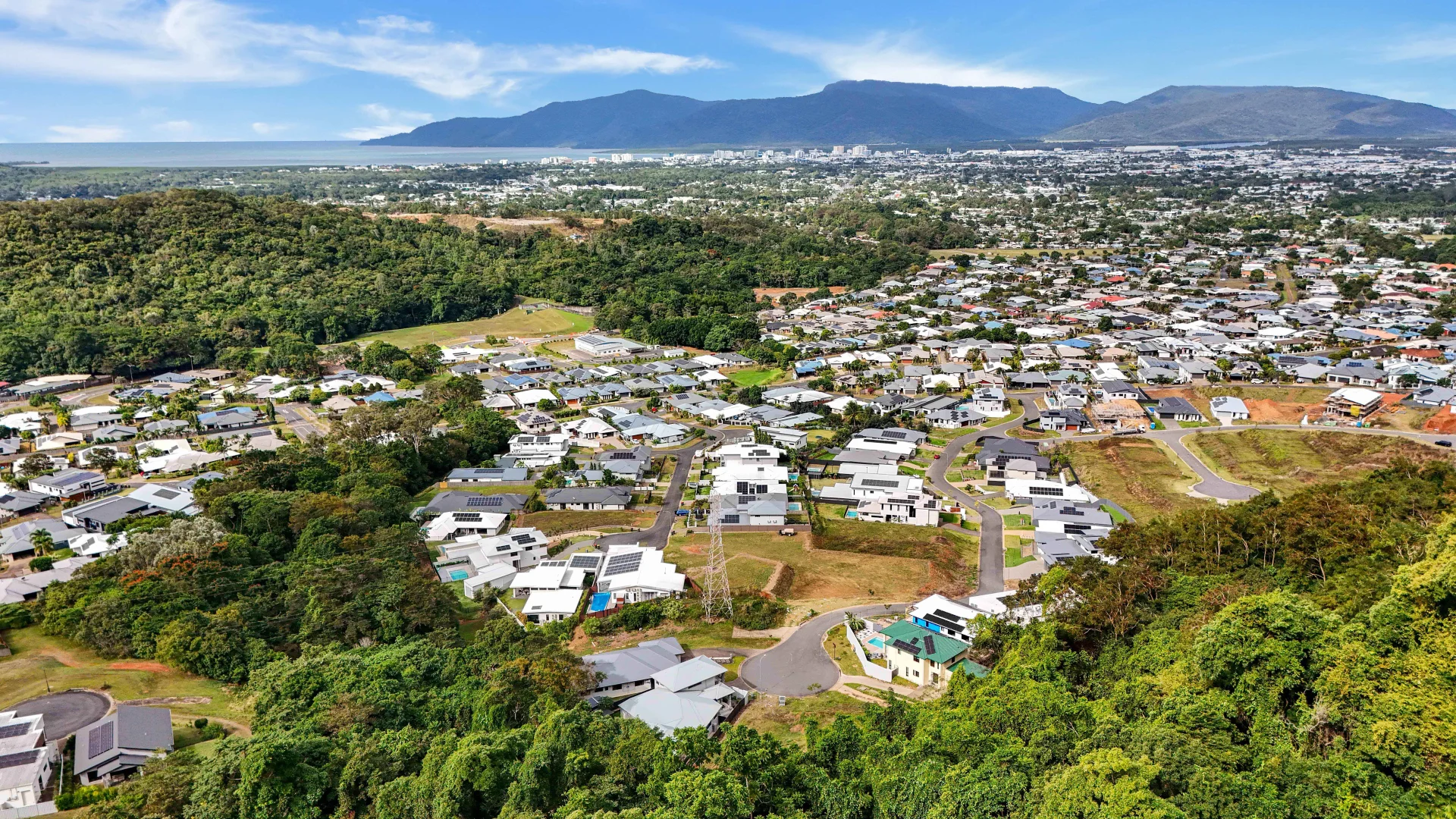 Additional image 4 of 31 KINGFISH STREET, Kanimbla QLD 4870