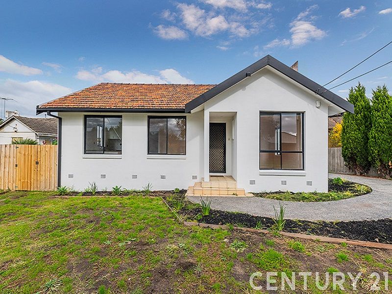 1/8 Deakin Crescent, Dandenong North VIC 3175, Image 0