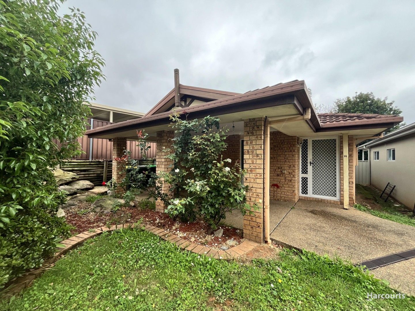 14 Chalcedony Street, Eagle Vale NSW 2558 House For Rent Domain