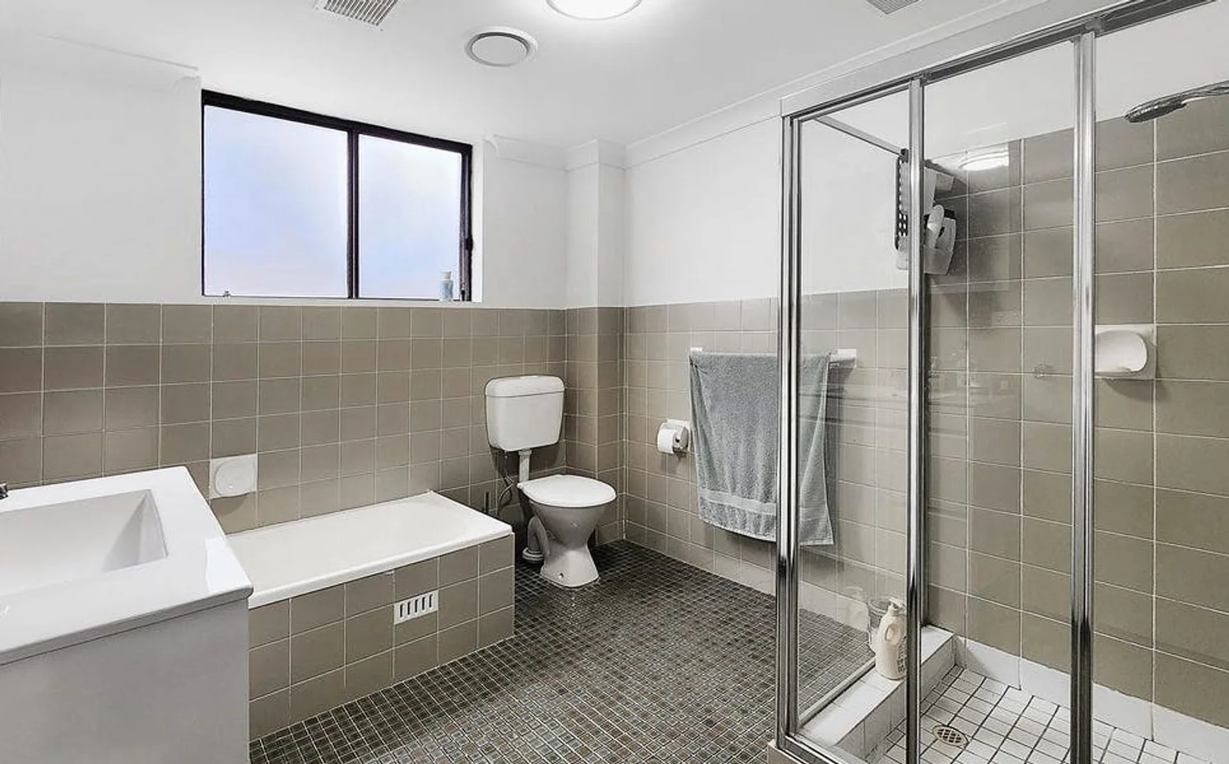 Additional image 5 of 3/21-23 Henson St, Summer Hill NSW 2130