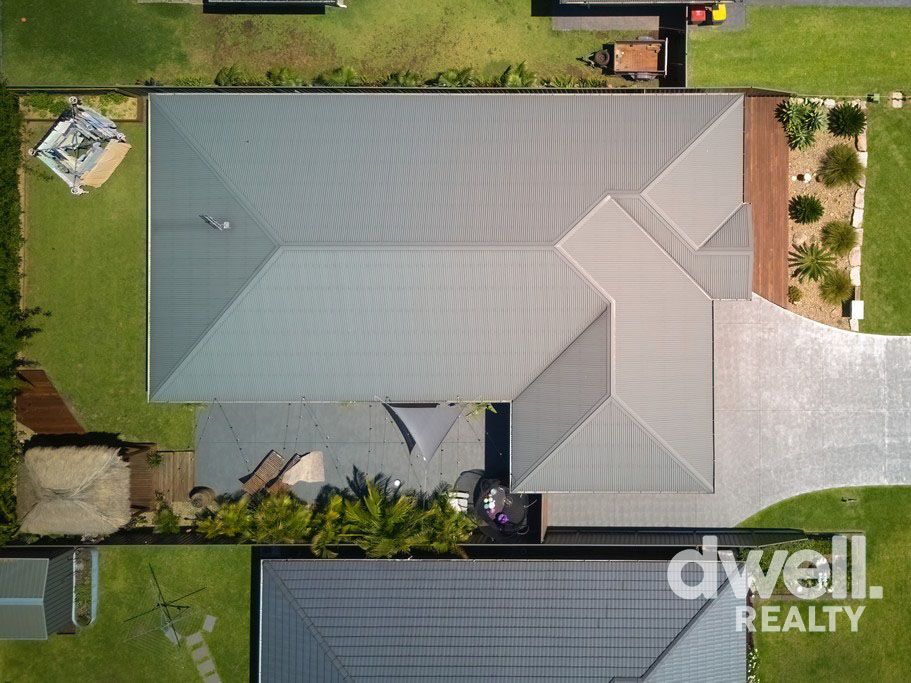 5 bedrooms House in 26 Corella Crescent SANCTUARY POINT NSW, 2540