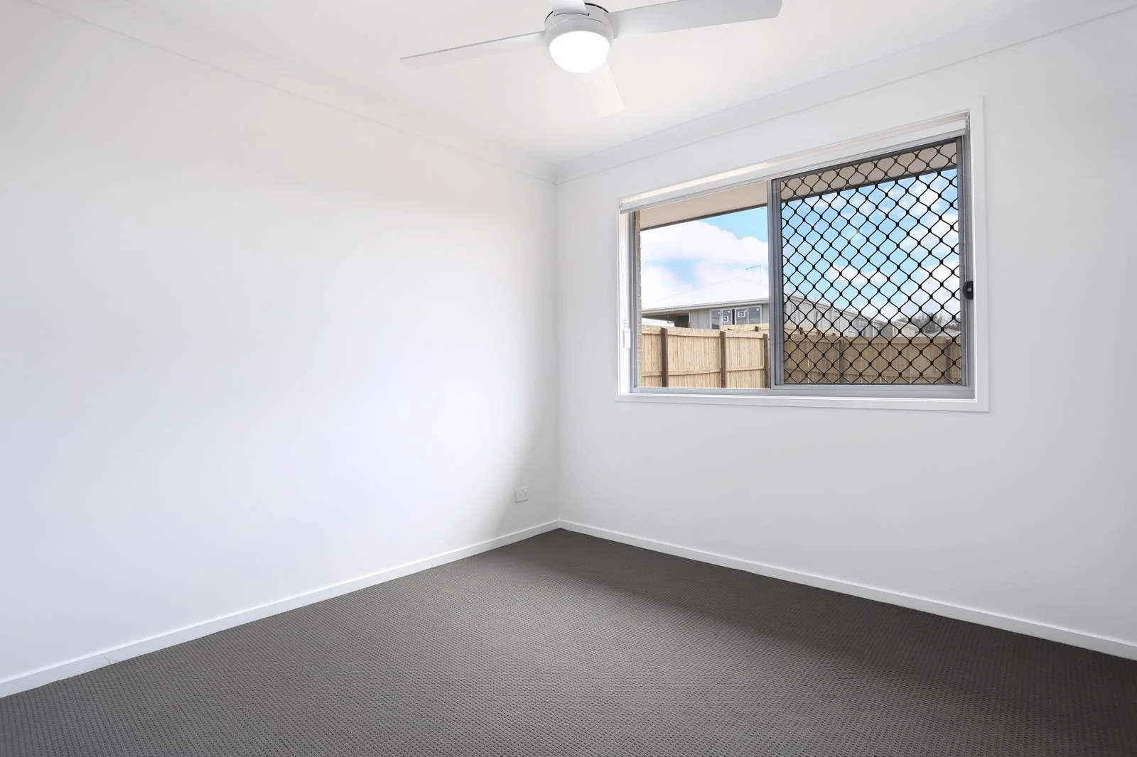 Additional image 7 of 42 Isla Street, Park Ridge QLD 4125