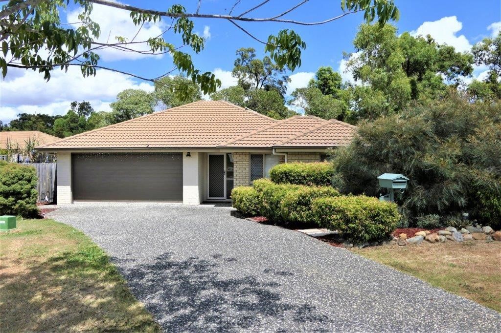 3 bedrooms House in 16 Brightwood Place FERNVALE QLD, 4306