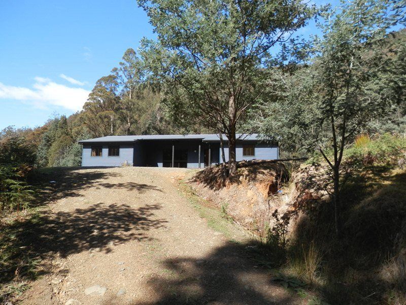 19 Stony Point Trail, Crabtree Property History & Address Research
