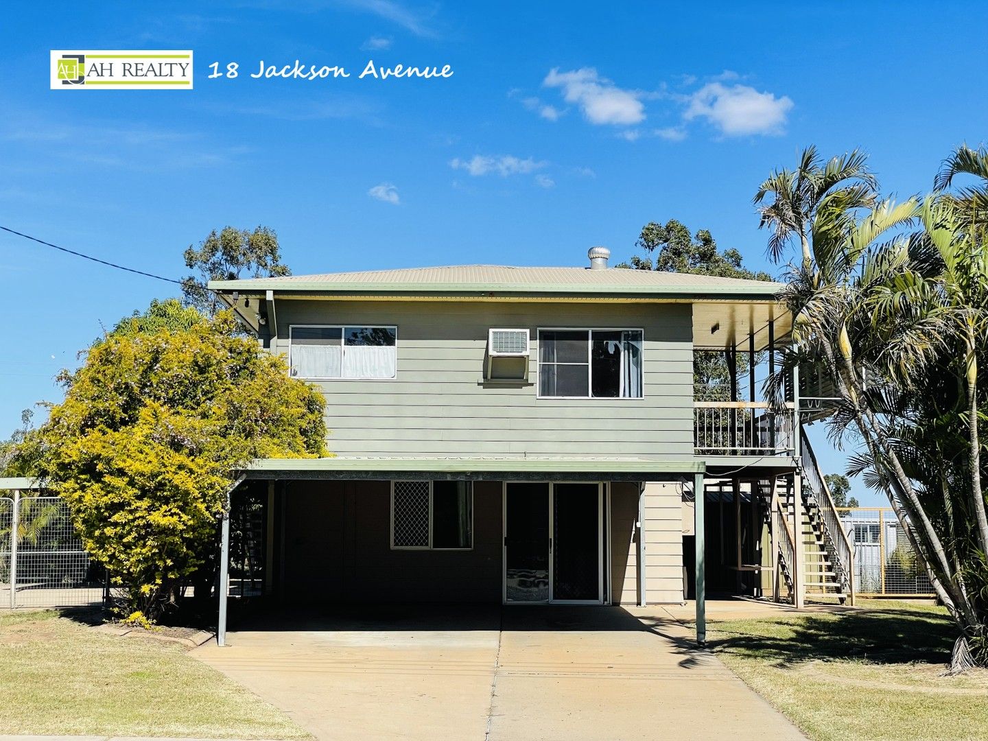 6 bedrooms House in 18 Jackson Avenue MORANBAH QLD, 4744