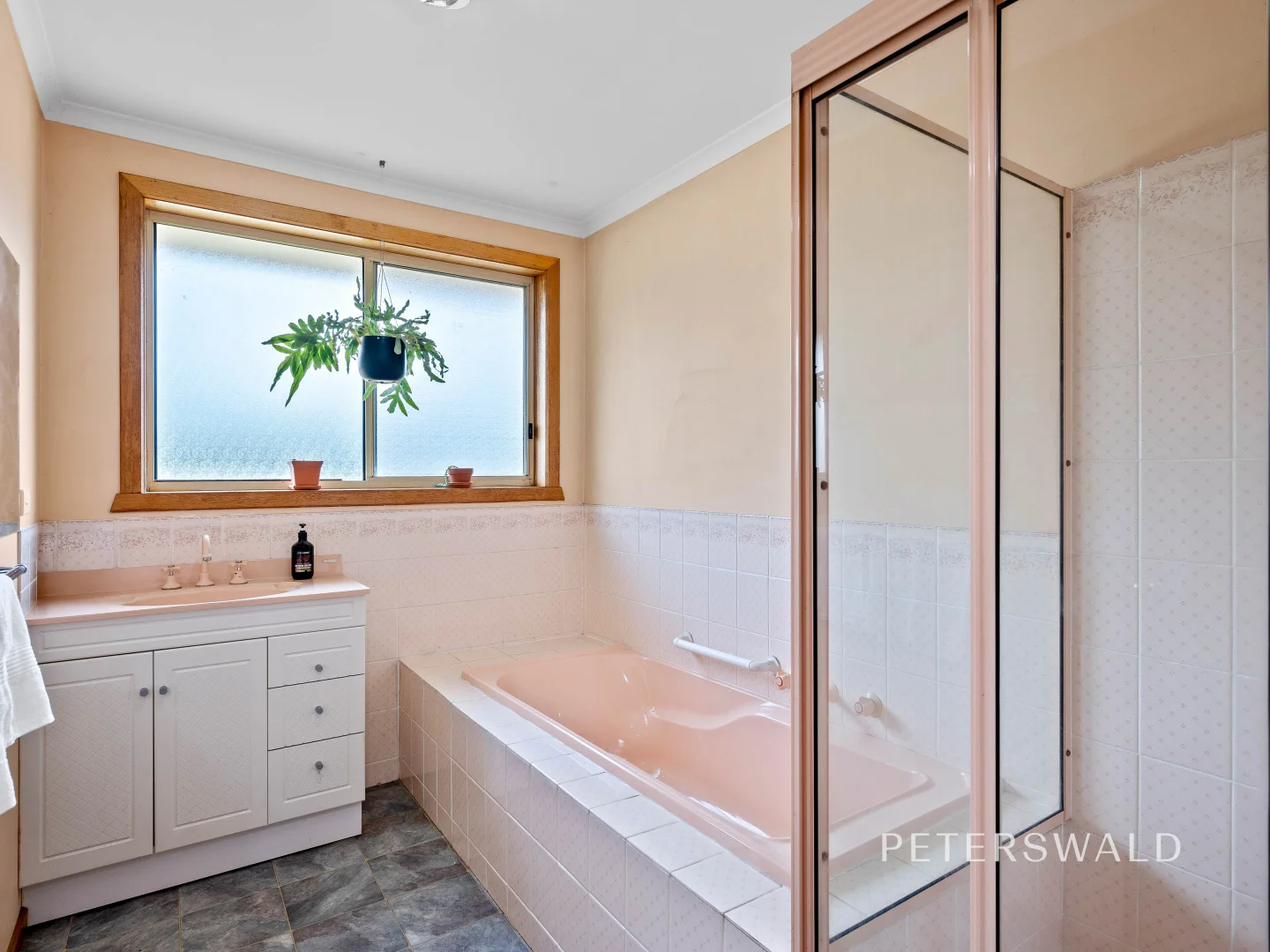 Additional image 18 of 2 Whitewater Crescent, Kingston TAS 7050