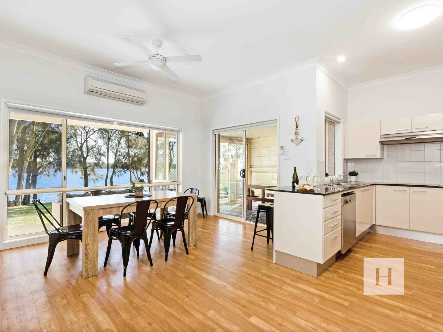 Additional image 2 of 19 Macquarie Rd, Mannering Park NSW 2259