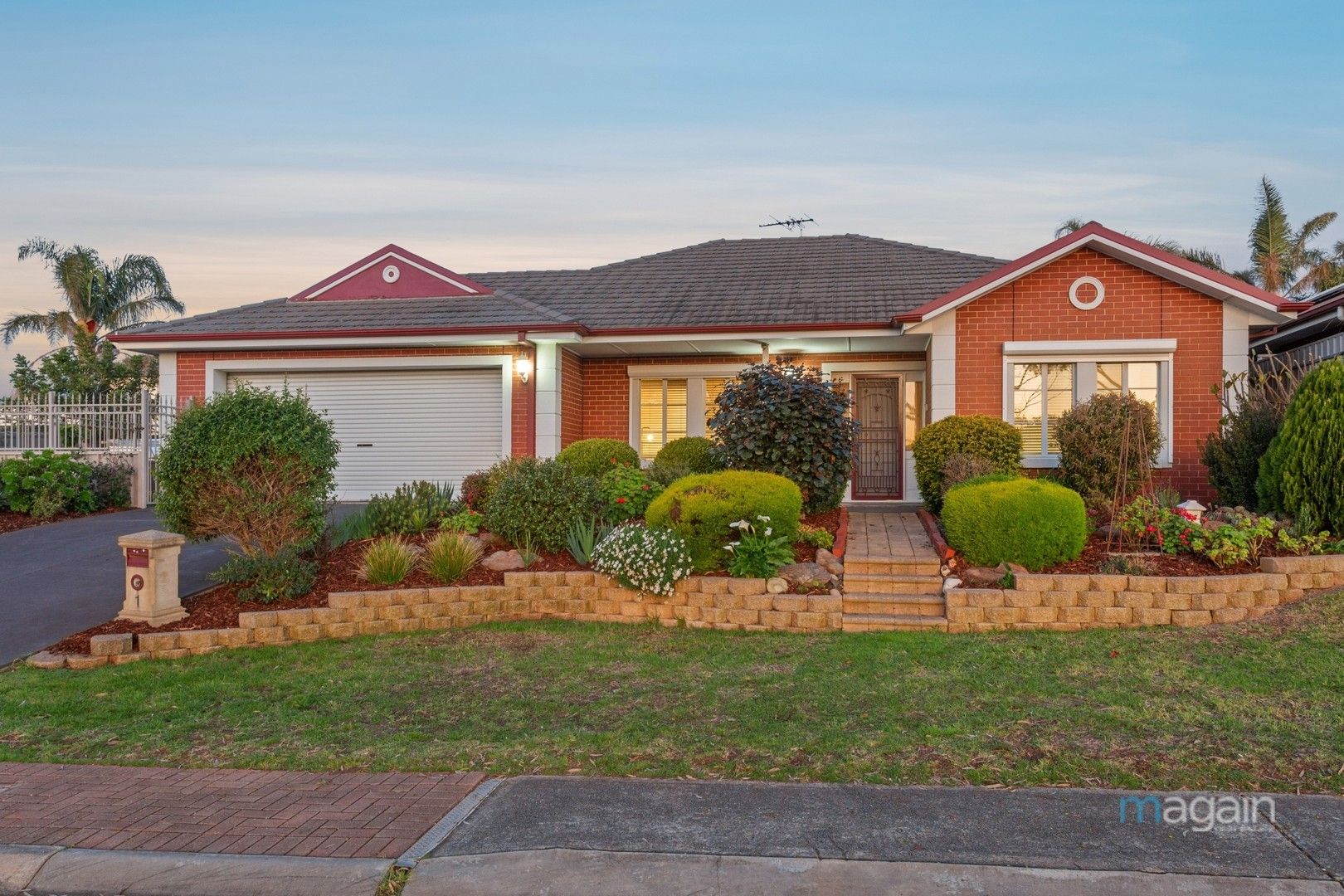 1 Landseer Crescent, Seaford Rise SA 5169, Image 0