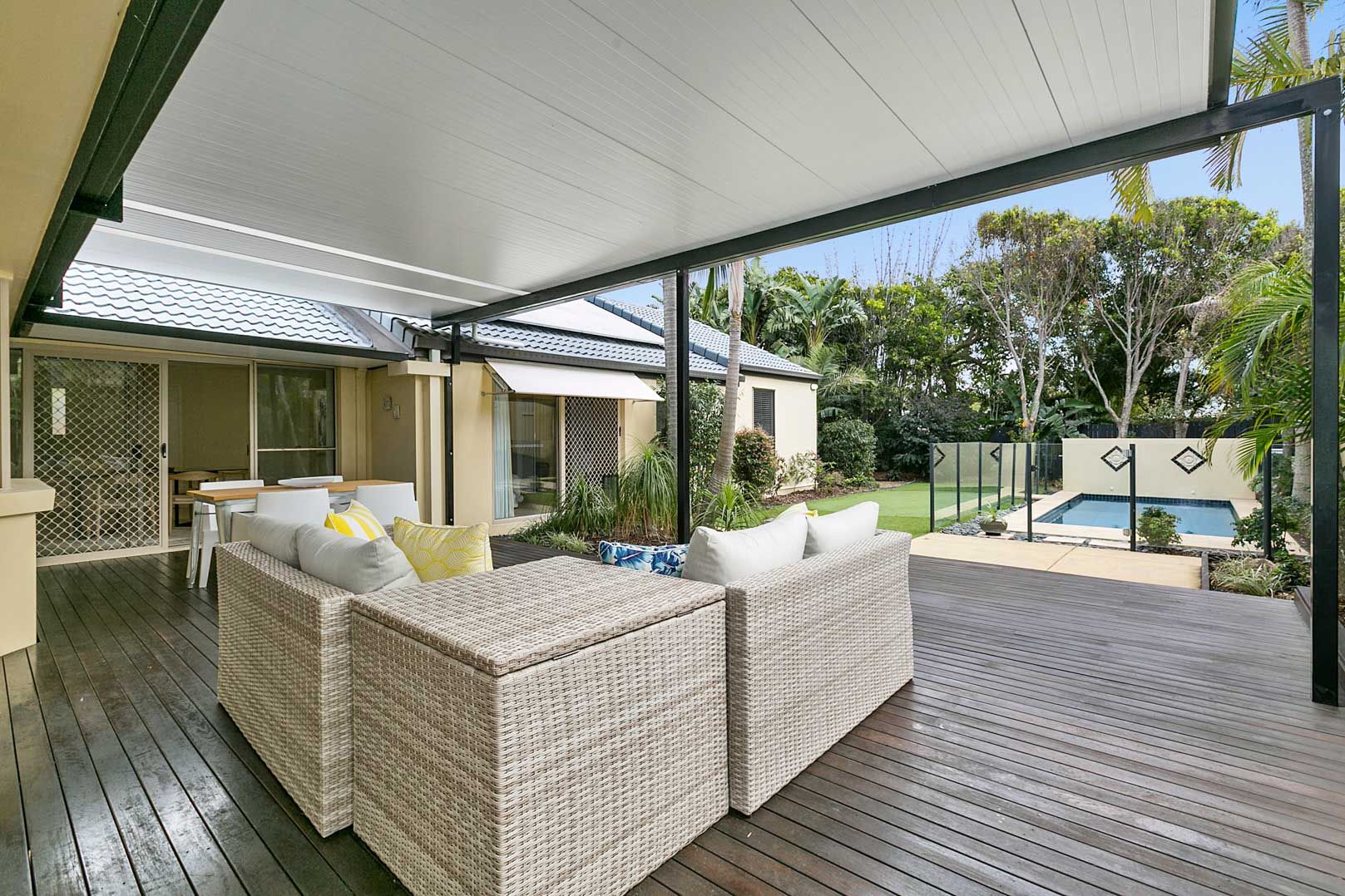 25 Wavecrest Drive, Castaways Beach QLD 4567, Image 0