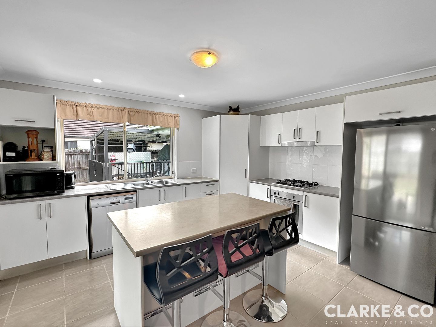 11 Whistler Place, Beerwah QLD 4519, Image 2