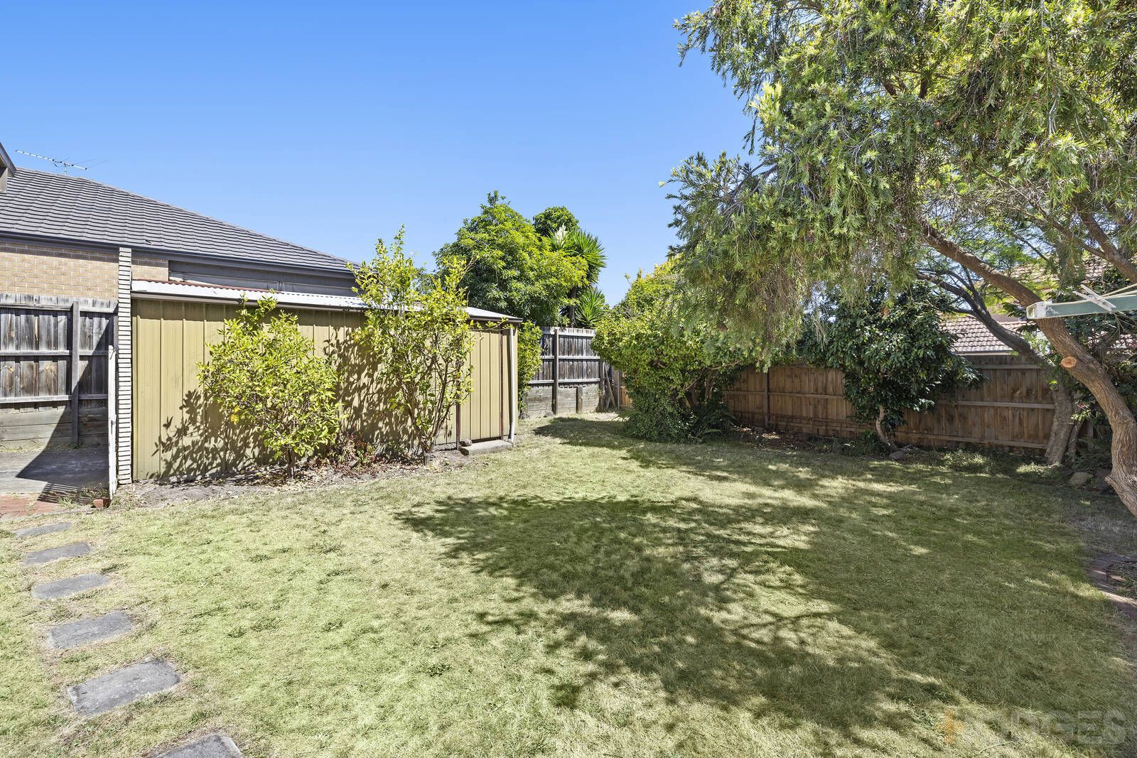 1 Kendall Street, Hampton VIC 3188, Image 2