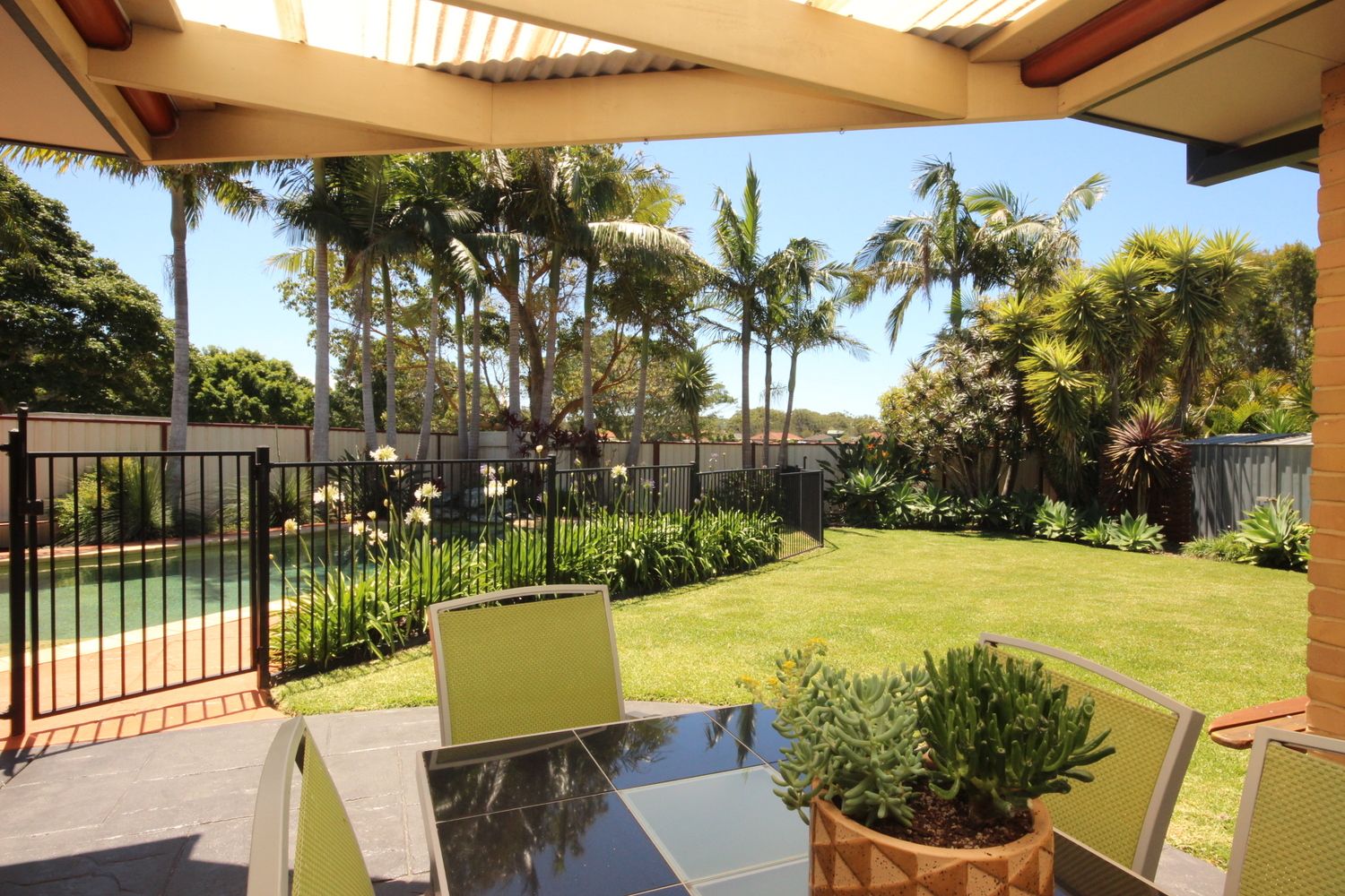 8 Smiths Close, Forster NSW 2428, Image 0