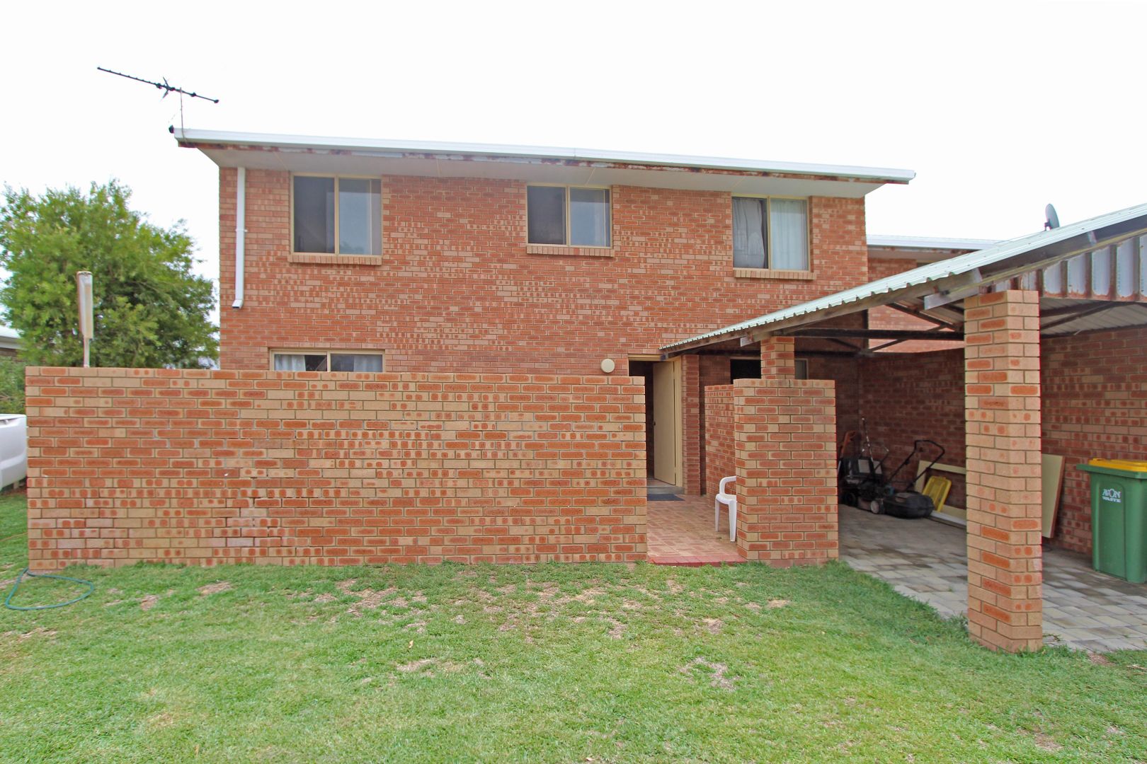 Unit 2/3 Tuart Street, Leeman WA 6514, Image 2