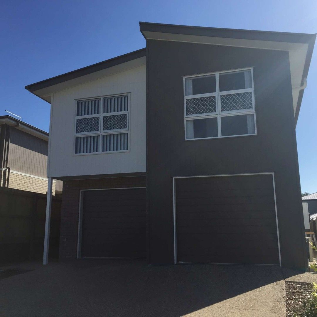 1&2/13 Llama Court, Dakabin QLD 4503, Image 0