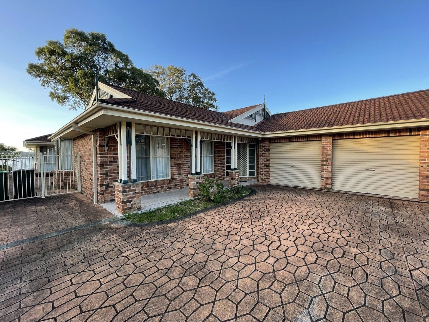 5 bedrooms House in 217 Grand Parade BONNELLS BAY NSW, 2264