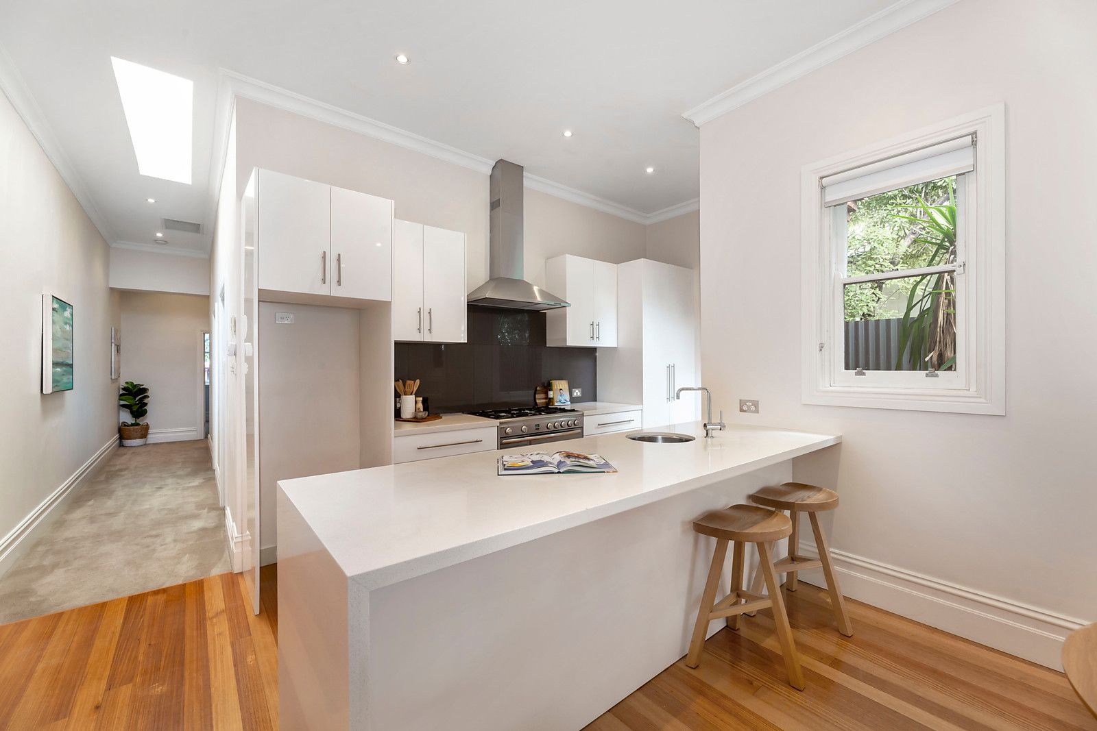 196 Mt Alexander Road, Travancore VIC 3032, Image 2