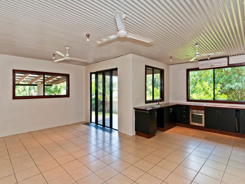 17 Cooya Beach Road, Cooya Beach QLD 4873, Image 2