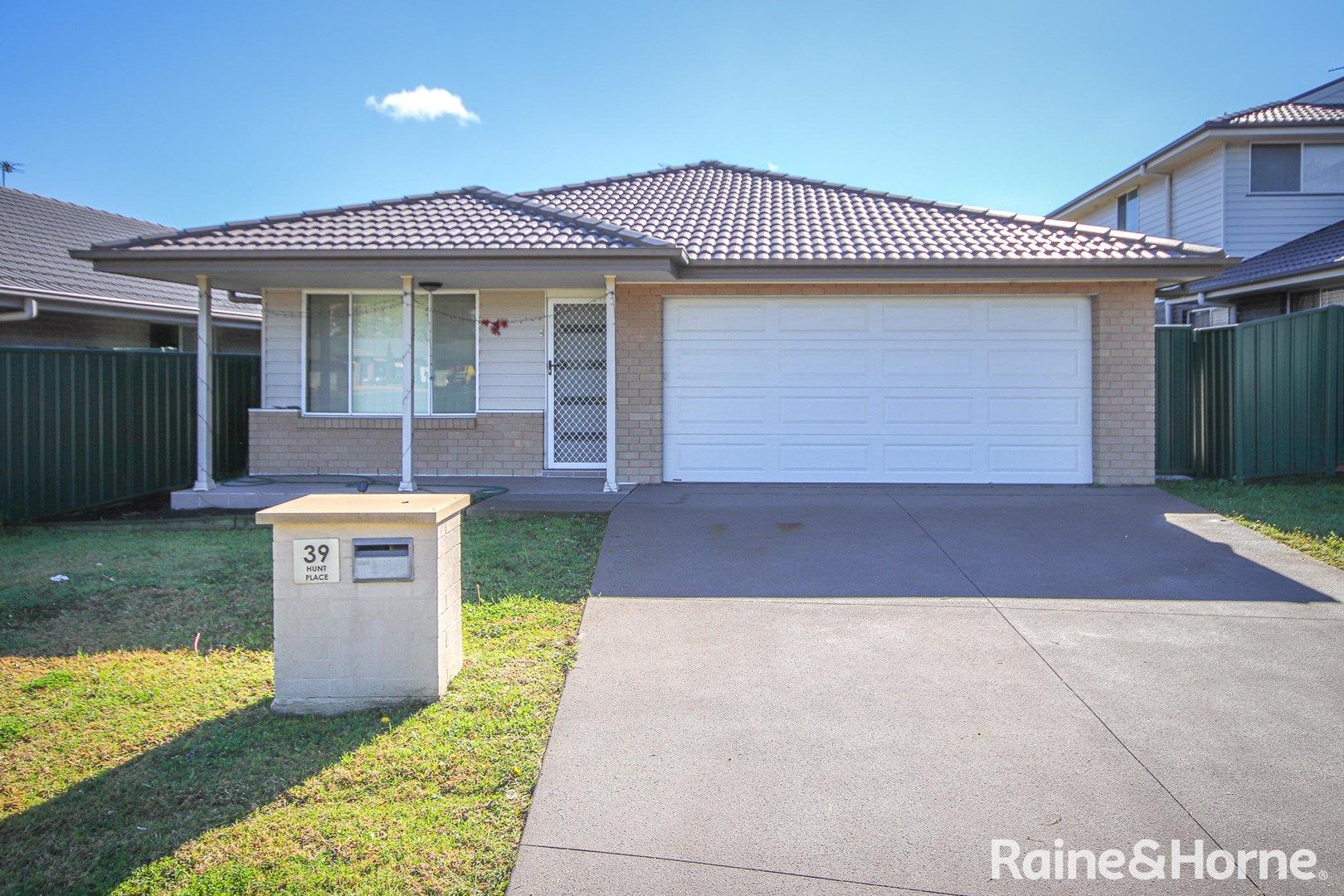 39 Hunt Place, Muswellbrook NSW 2333, Image 0