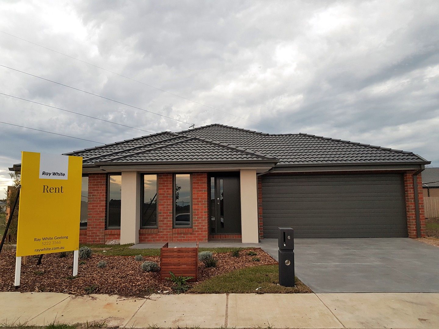4 bedrooms House in 6 Whelan Street ARMSTRONG CREEK VIC, 3217