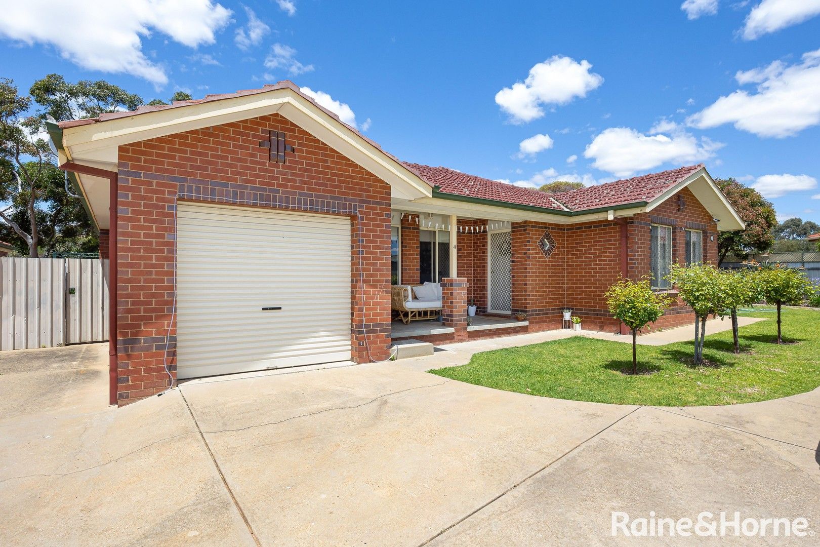 4/37 Lamilla Street, Glenfield Park NSW 2650, Image 0