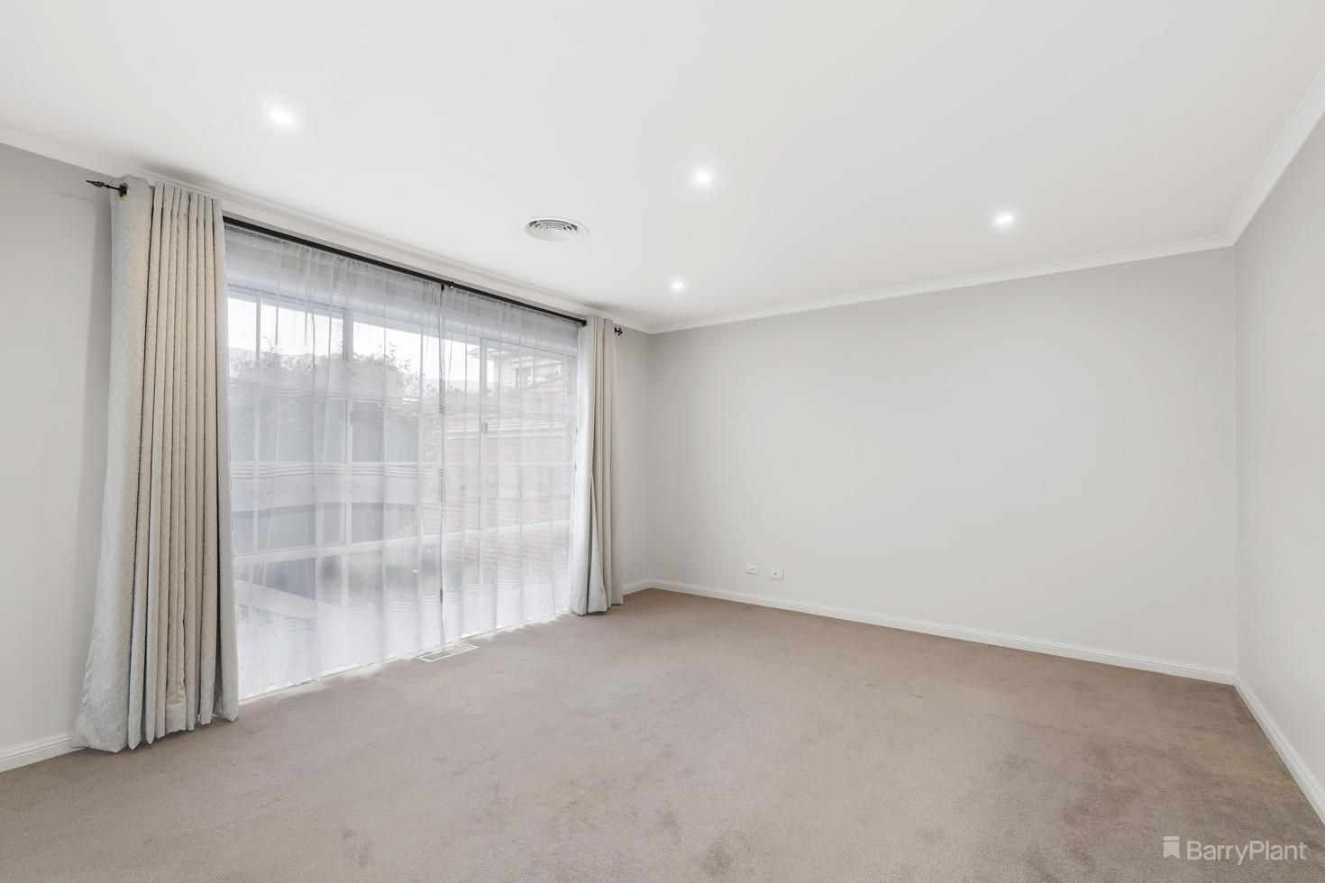 2/4 Collins Street, Box Hill VIC 3128, Image 1