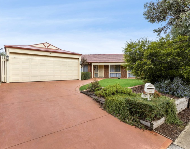 21 Dunrossil Drive, Sunbury VIC 3429