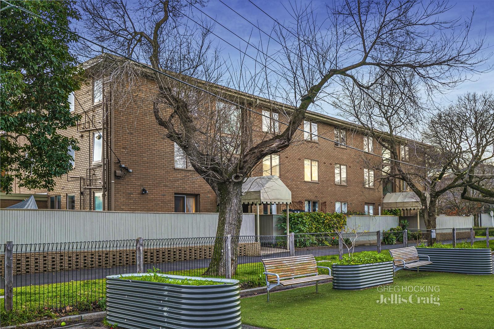 1 bedrooms Apartment / Unit / Flat in 9/52 Moubray Street ALBERT PARK VIC, 3206