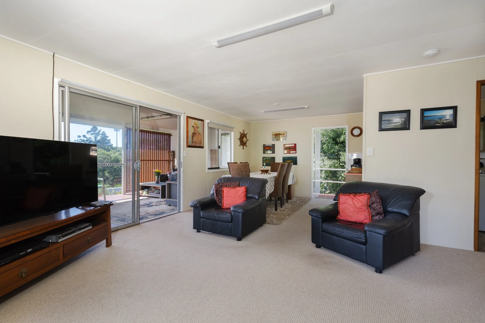 Additional image 11 of 15 Galeen Street, Point Lookout QLD 4183