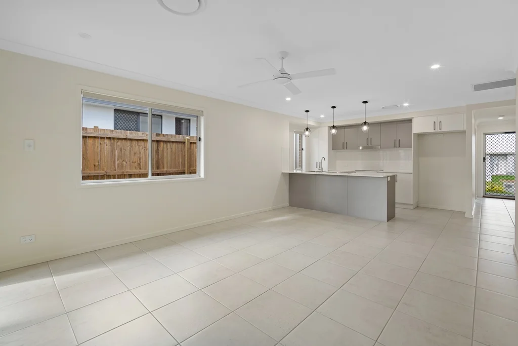 Additional image 5 of 13 Basswood Circuit, Park Ridge QLD 4125