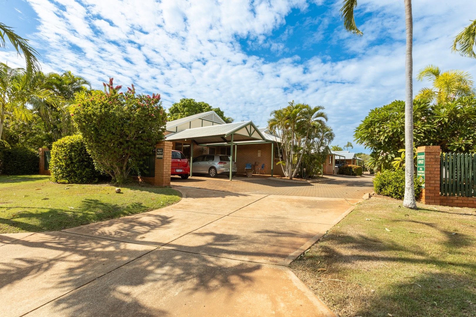 3 bedrooms House in 1/6 Rhatigan Place CABLE BEACH WA, 6726