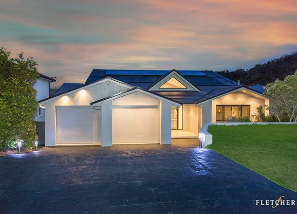 17 Ridgecrest , Cordeaux Heights NSW 2526