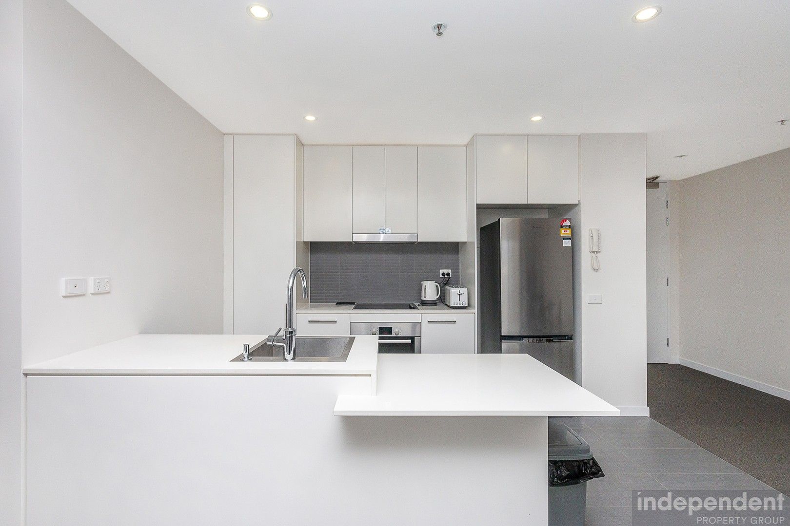 1 bedrooms Apartment / Unit / Flat in 140/41 Chandler Street BELCONNEN ACT, 2617