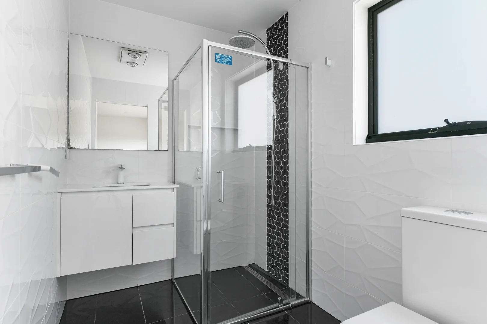 Additional image 9 of 5/9 Chaucer Road, Lenah Valley TAS 7008