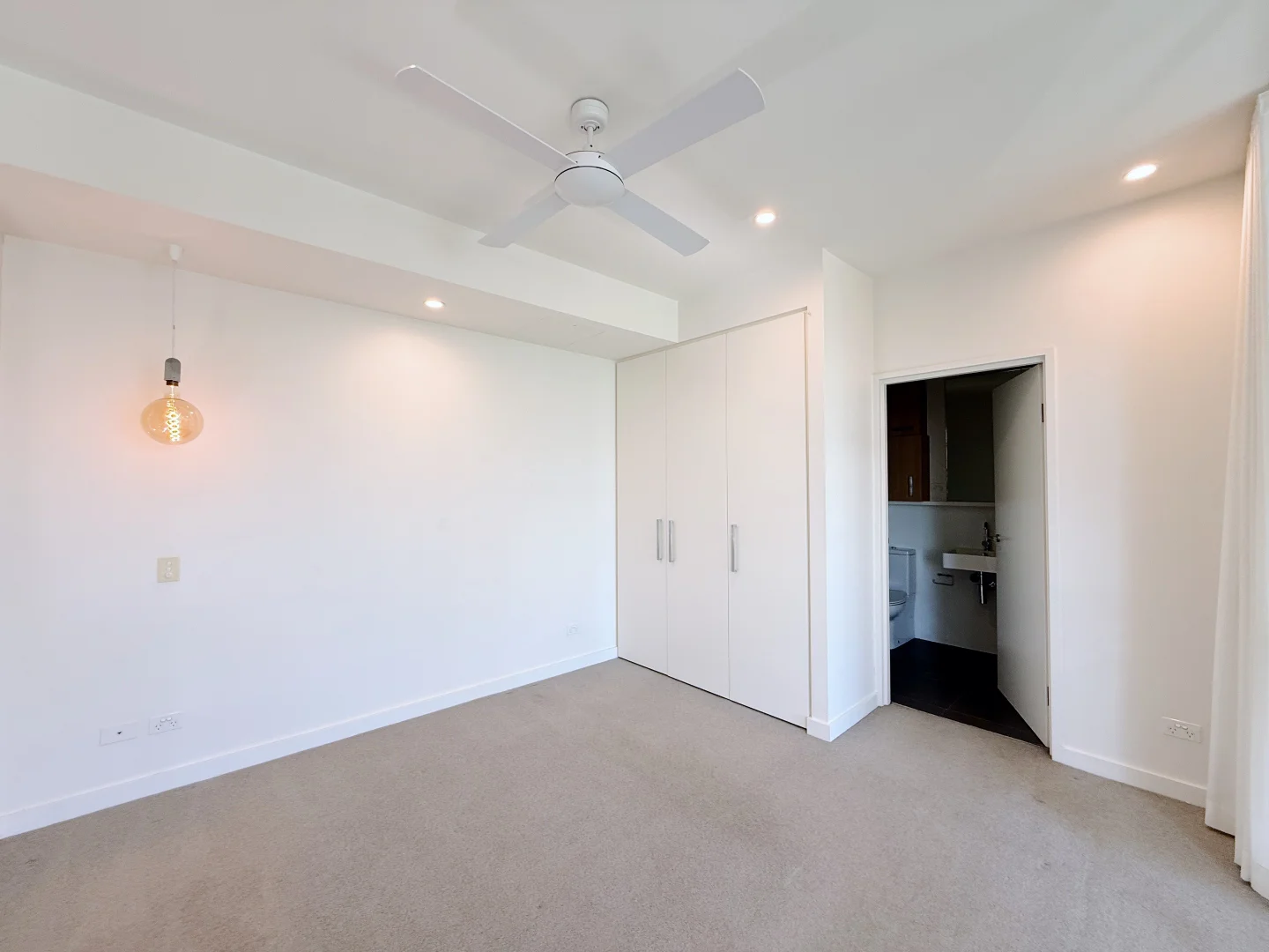 Additional image 7 of 904/20 Levey Street, Wolli Creek NSW 2205