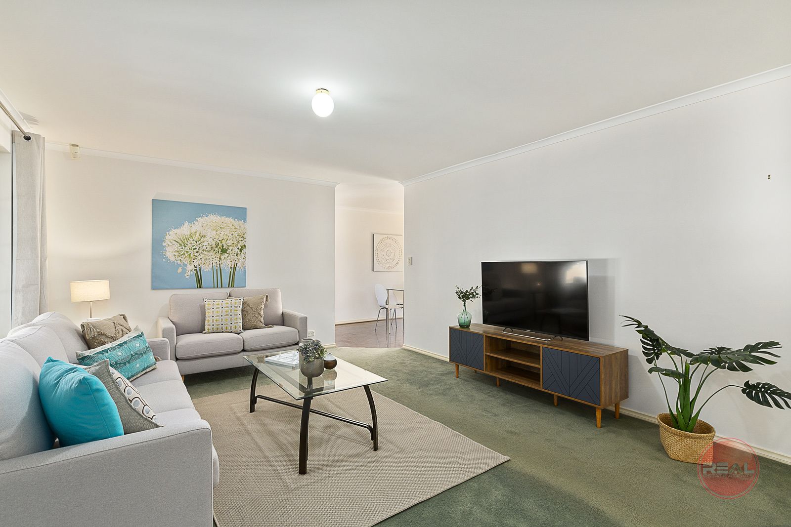 2/7 Sandison Avenue, Park Holme SA 5043, Image 2