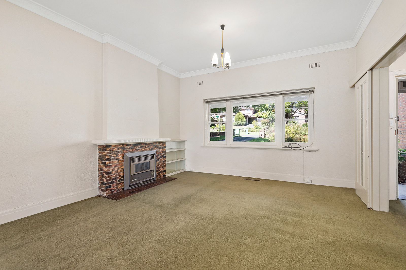 31 Winmalee Road, Balwyn VIC 3103, Image 2