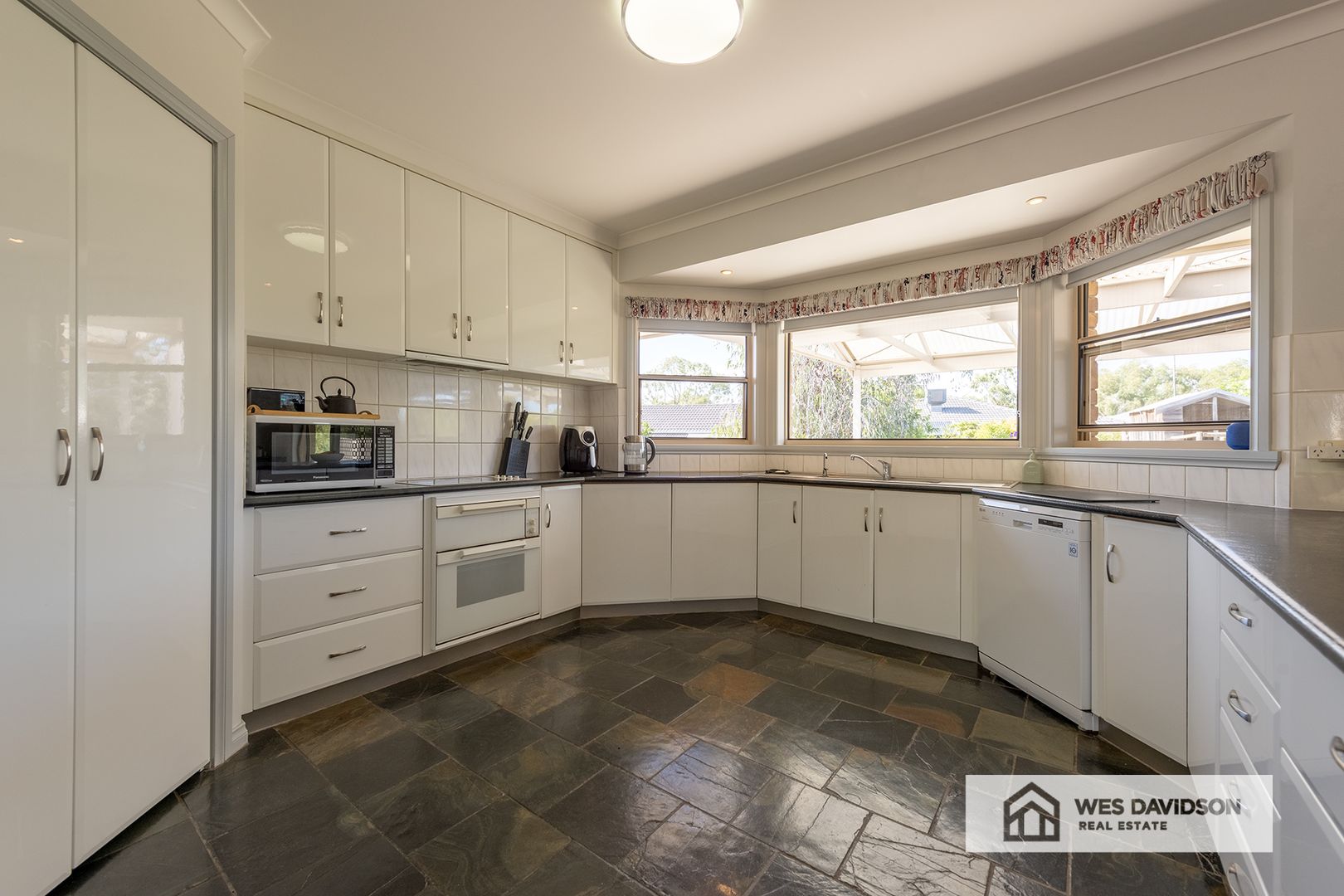 38 Kalimna Avenue, Horsham VIC 3400, Image 2