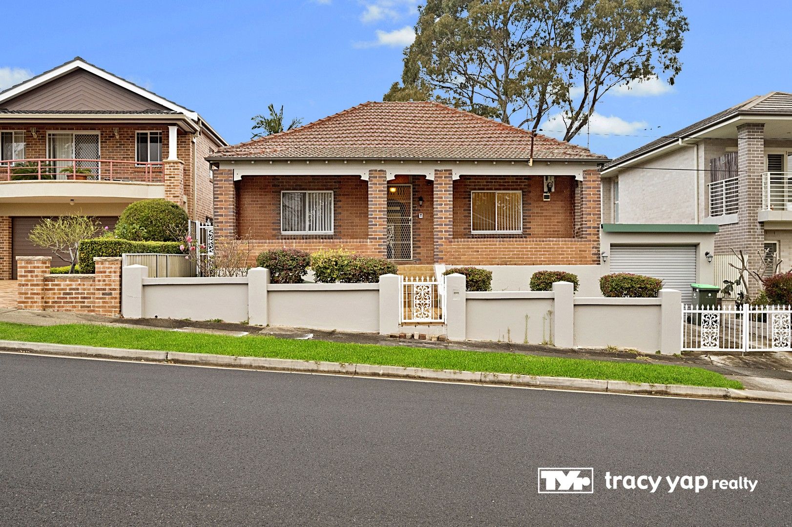 4 bedrooms House in 19 Landowne Street EASTWOOD NSW, 2122