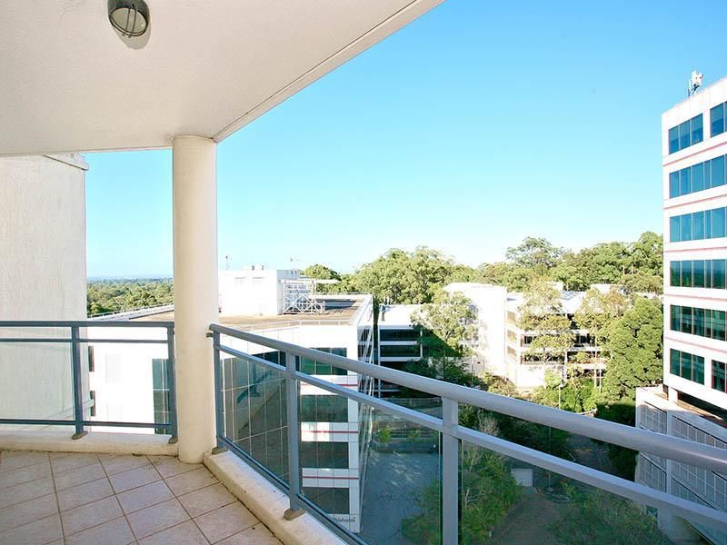 707/5 City View Rd, Pennant Hills NSW 2120, Image 2
