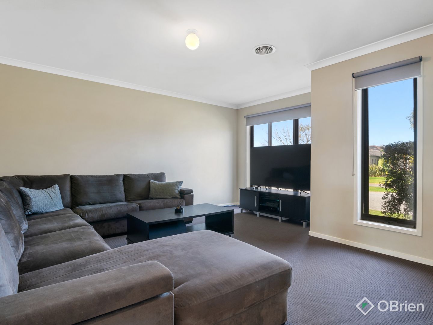 20 Ardent Crescent, Cranbourne East VIC 3977, Image 1