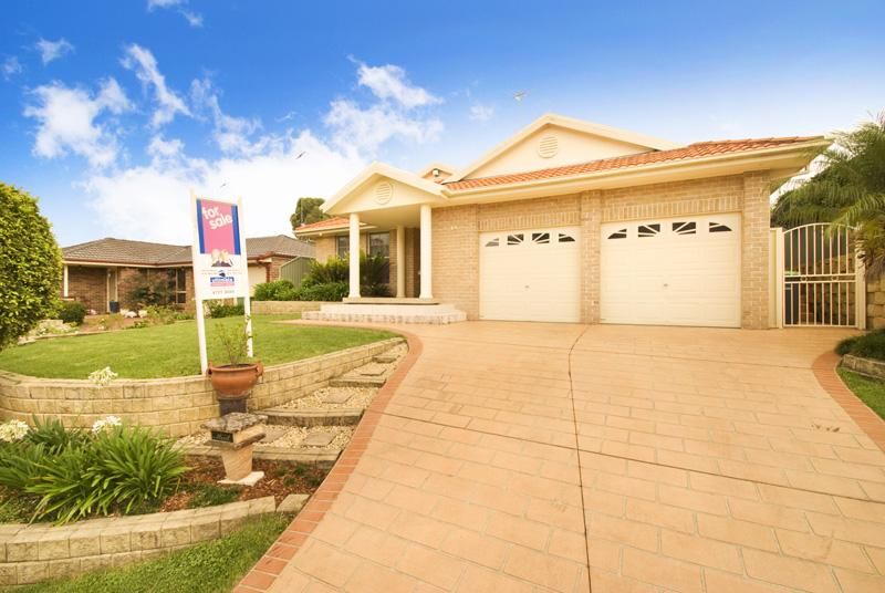 19 Shearwater Drive, Glenmore Park Property History & Address