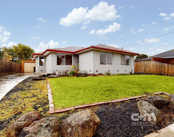 7 Dunfield Drive, Gladstone Park VIC 3043